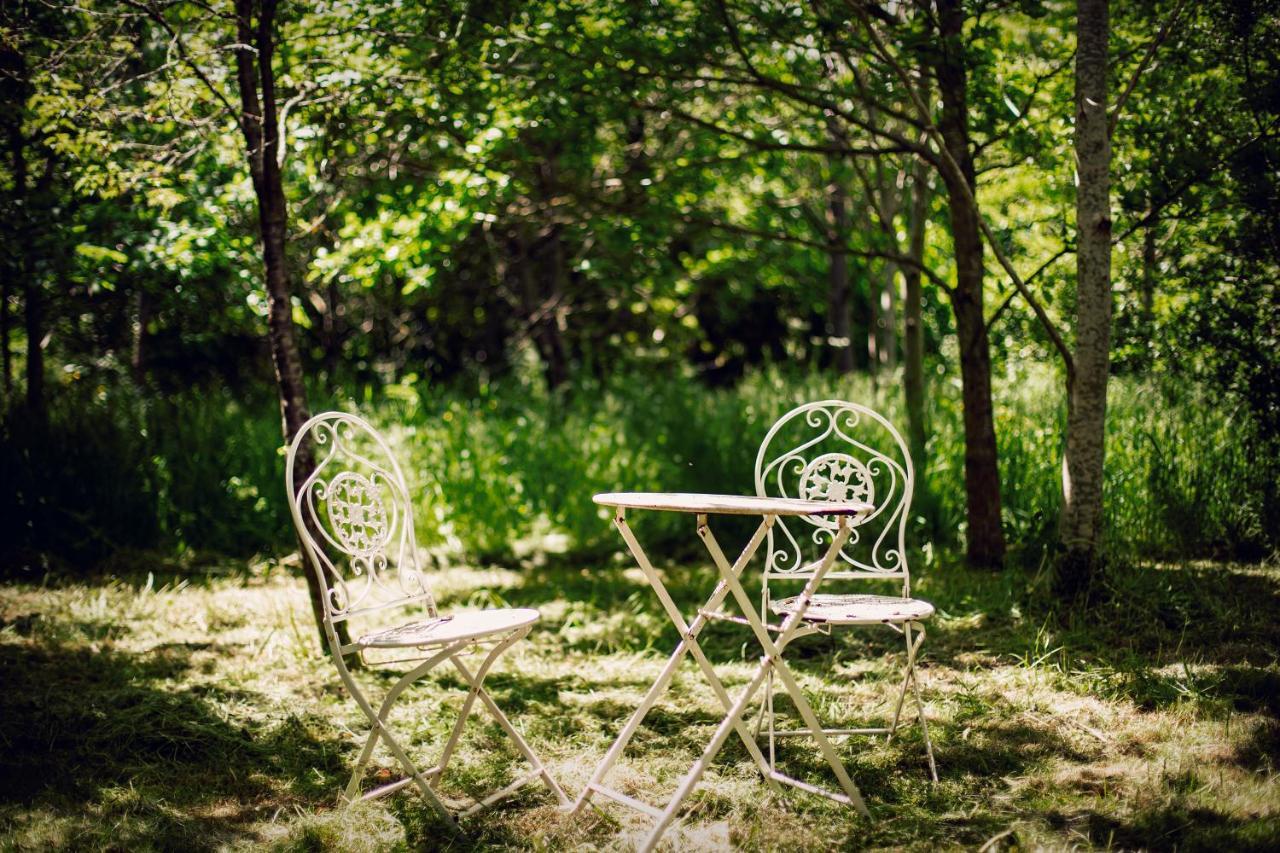 Отель Dgg Woodland Escape South Barrow Экстерьер фото