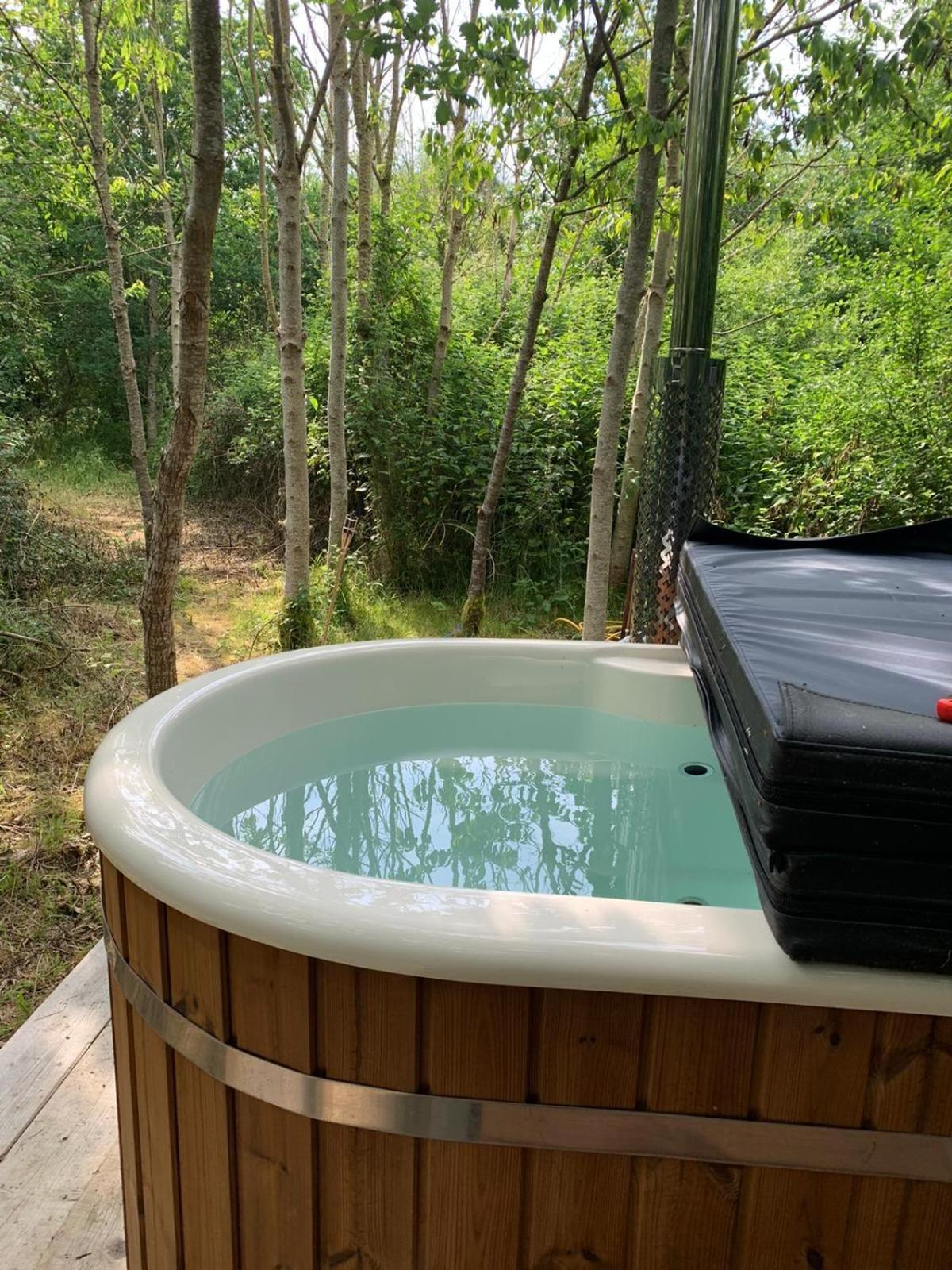 Отель Dgg Woodland Escape South Barrow Экстерьер фото